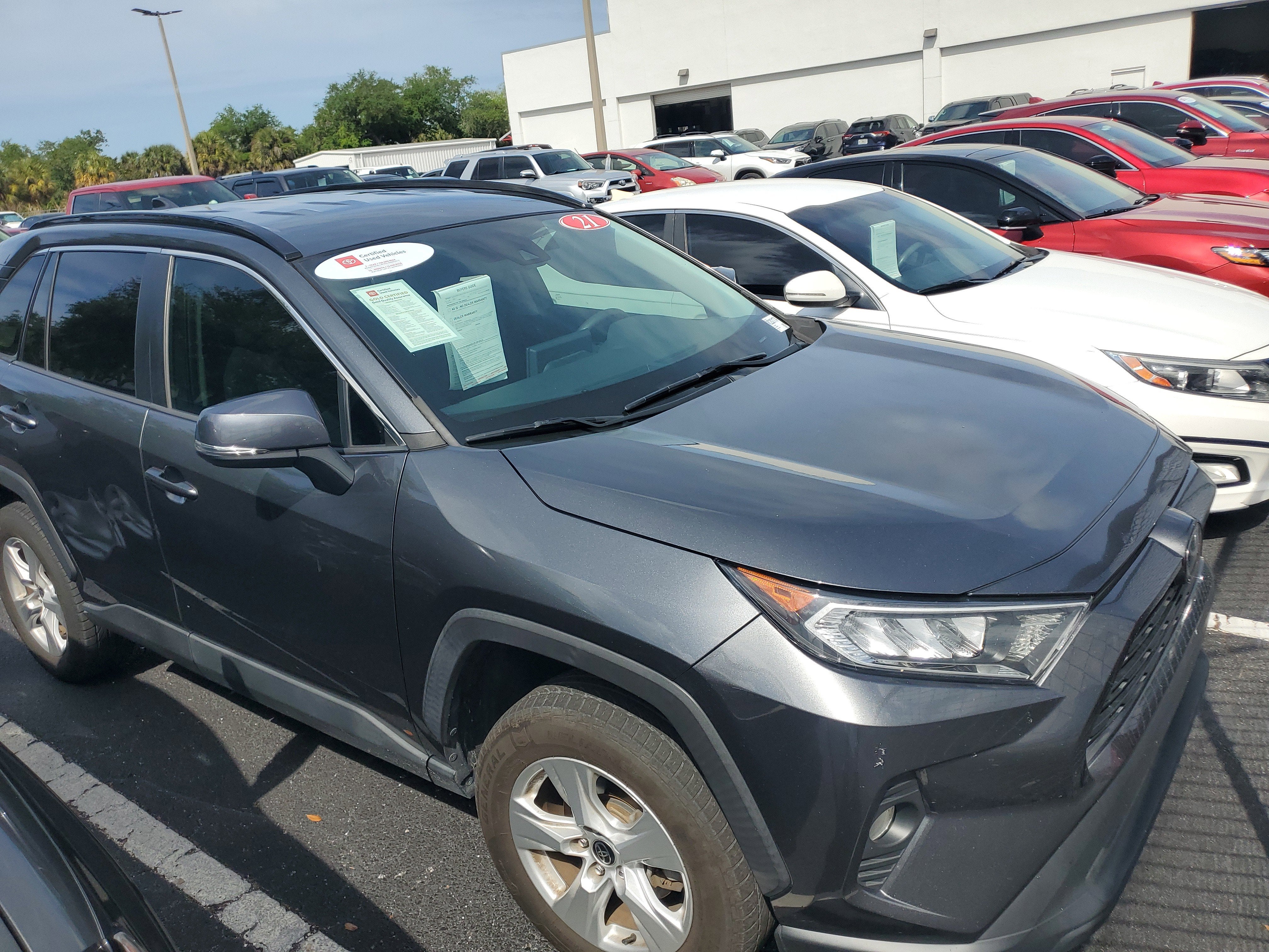2021 Toyota RAV4 XLE