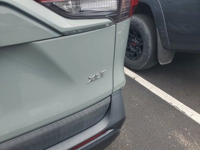 2021 Toyota RAV4 XLE
