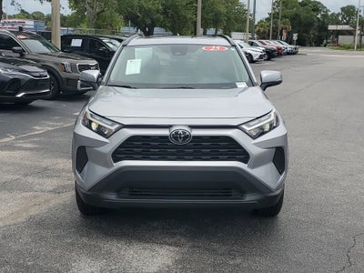 2025 Toyota RAV4 XLE