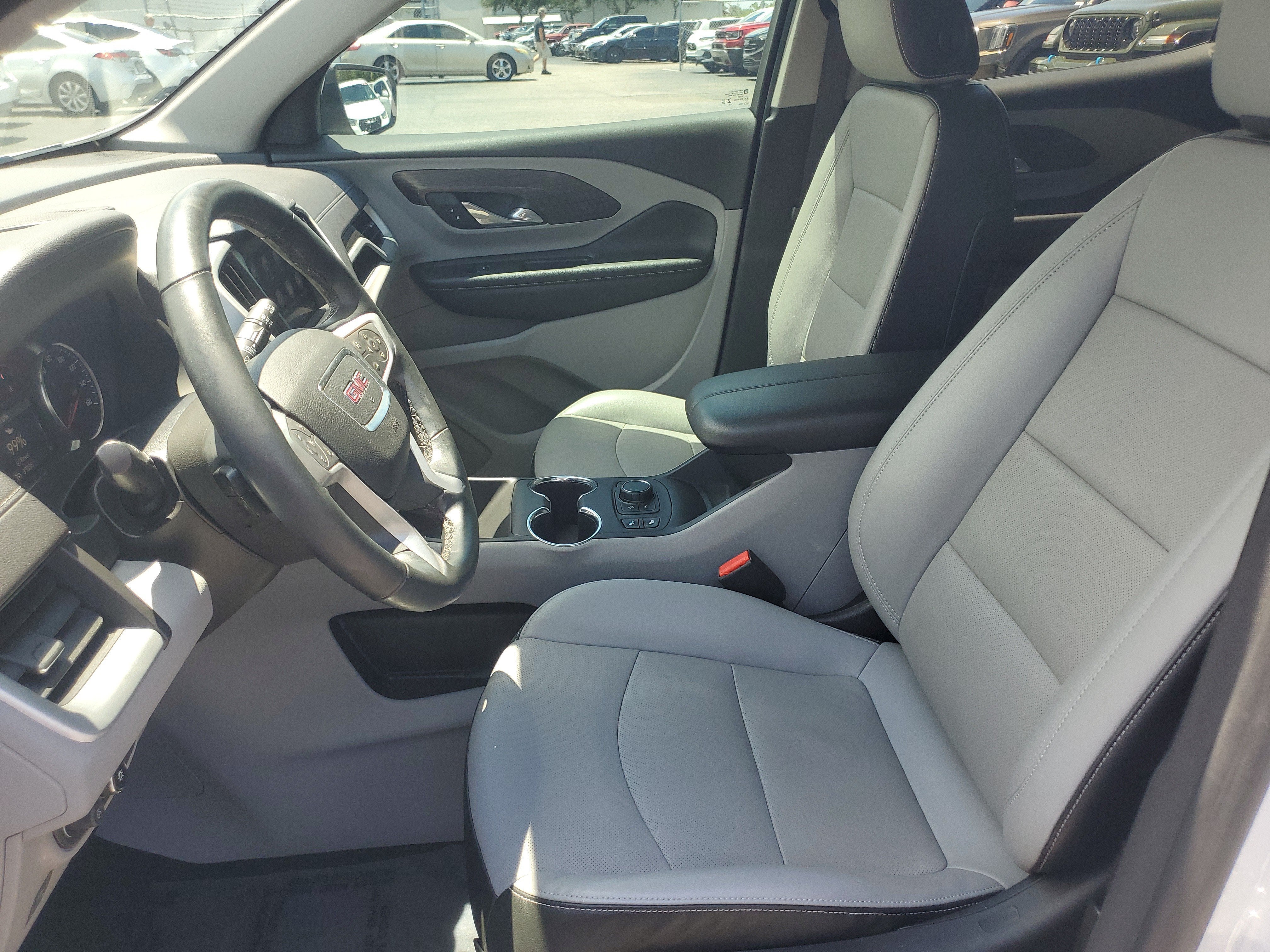 2023 GMC Terrain SLT