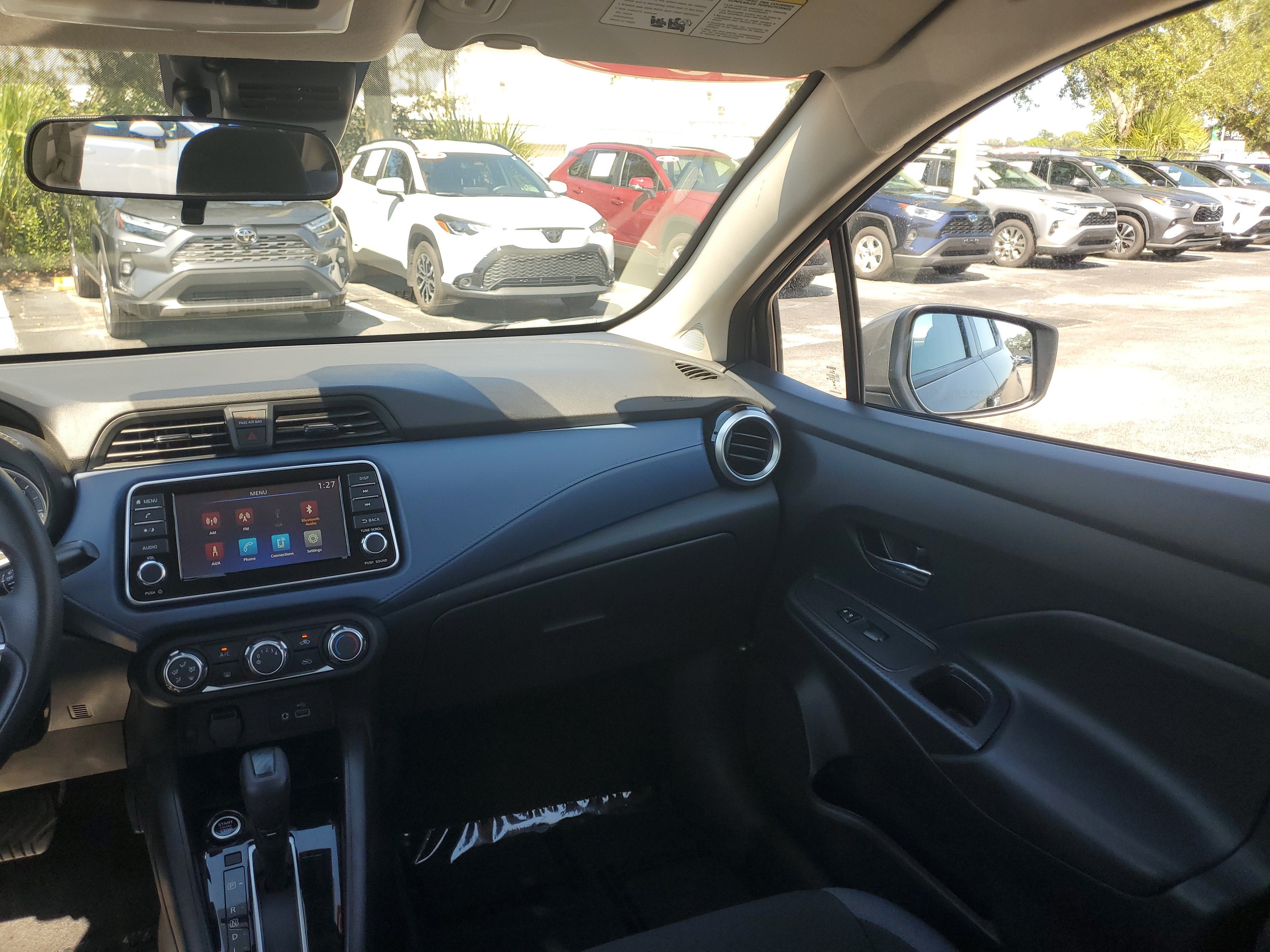 2025 Nissan Versa SV