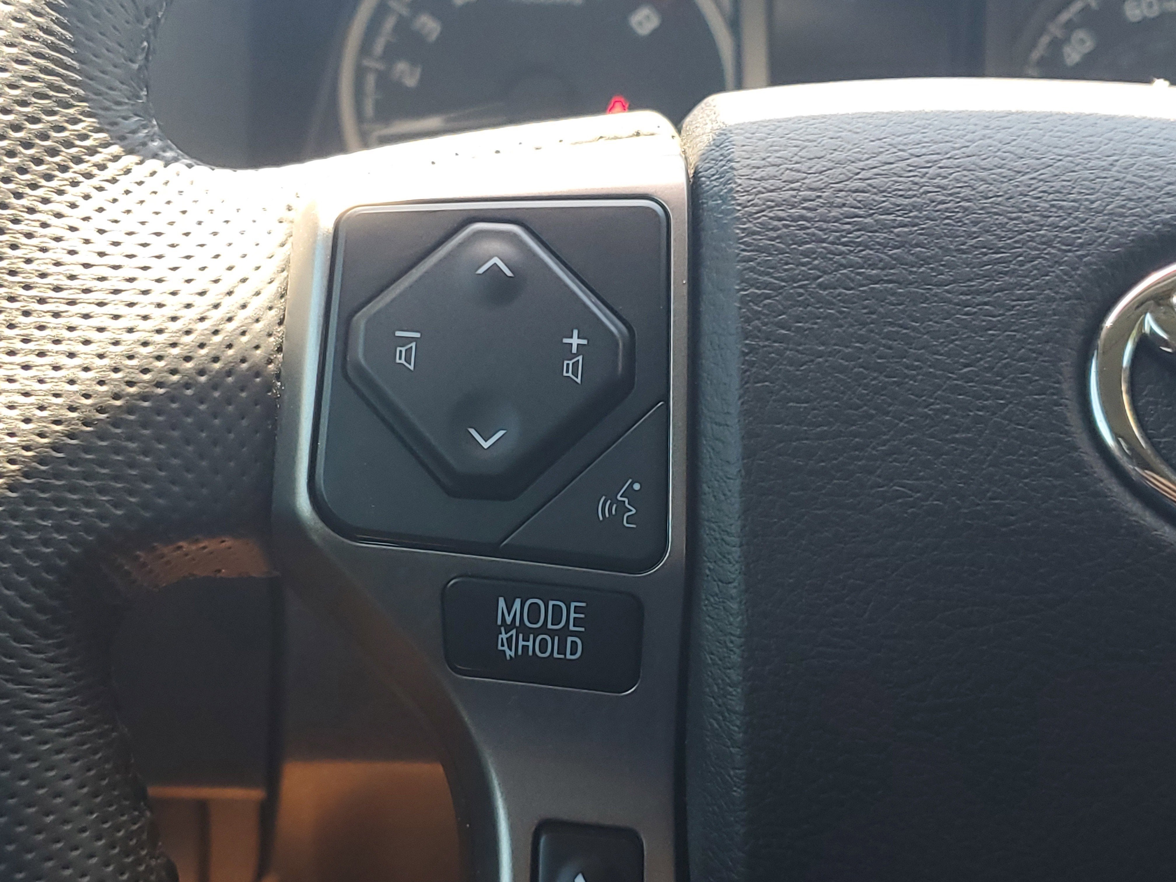 2021 Toyota Tacoma 2WD SR5