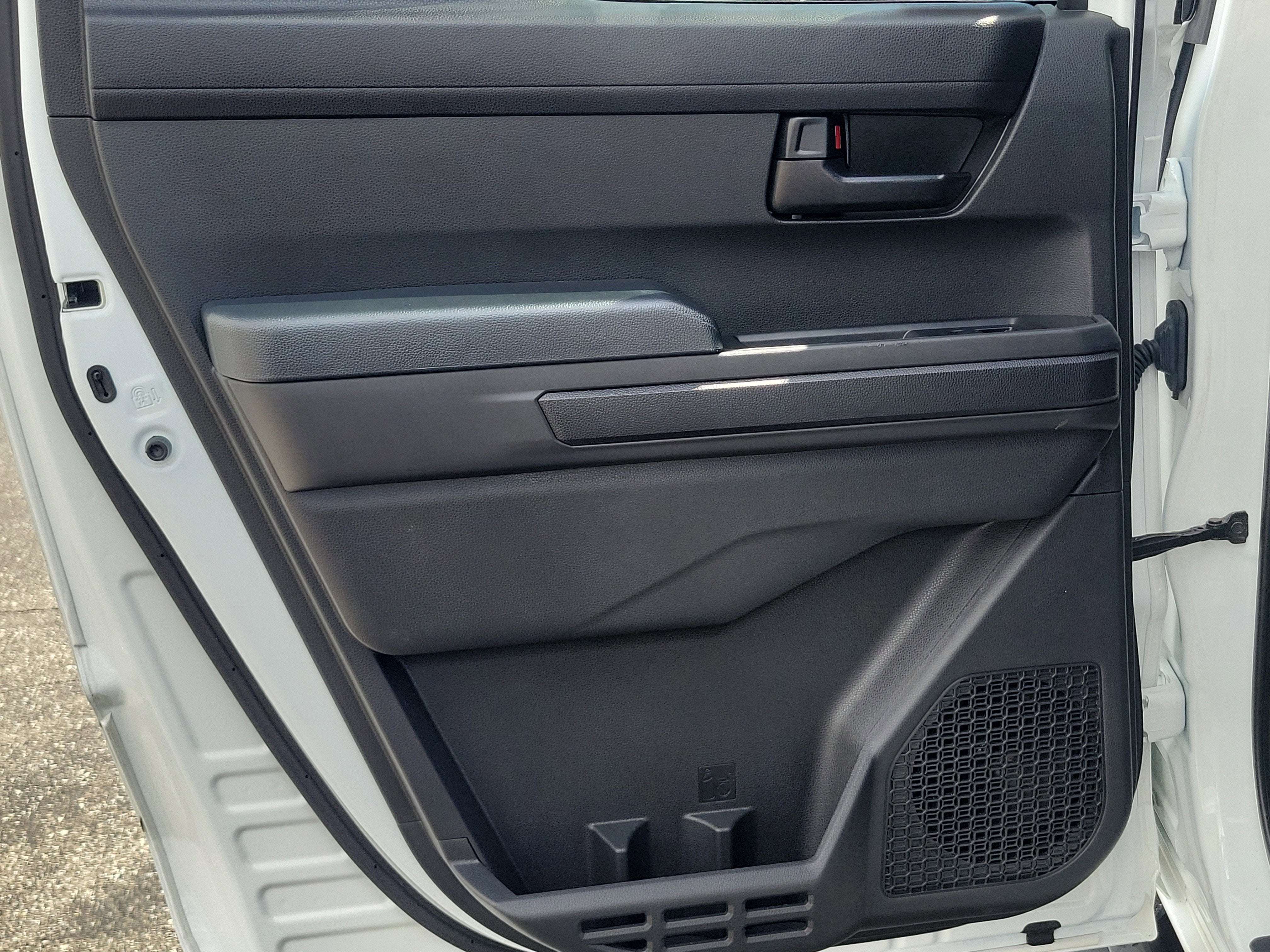 2024 Toyota Tacoma 2WD SR5