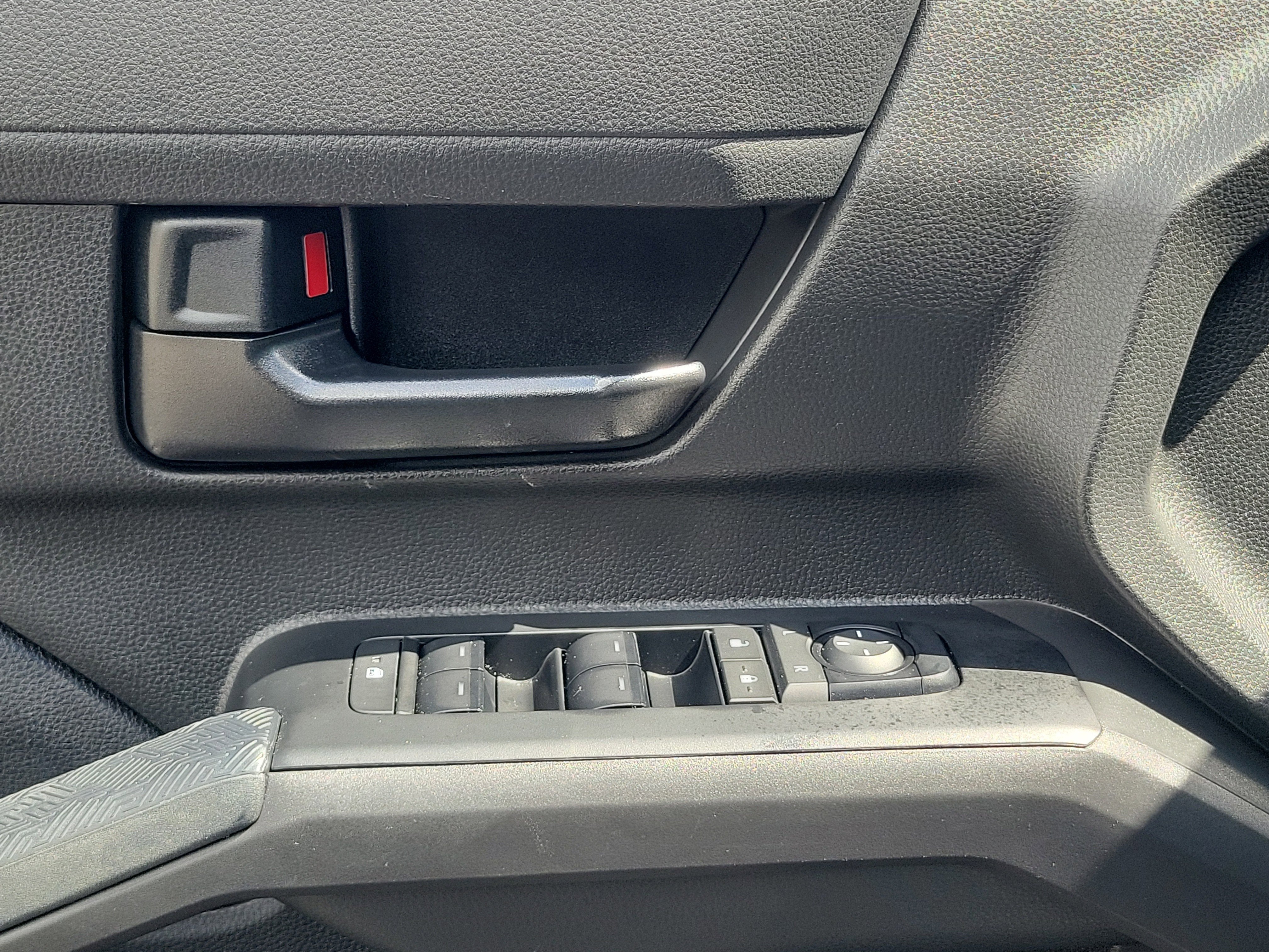 2024 Toyota Tacoma 2WD SR5