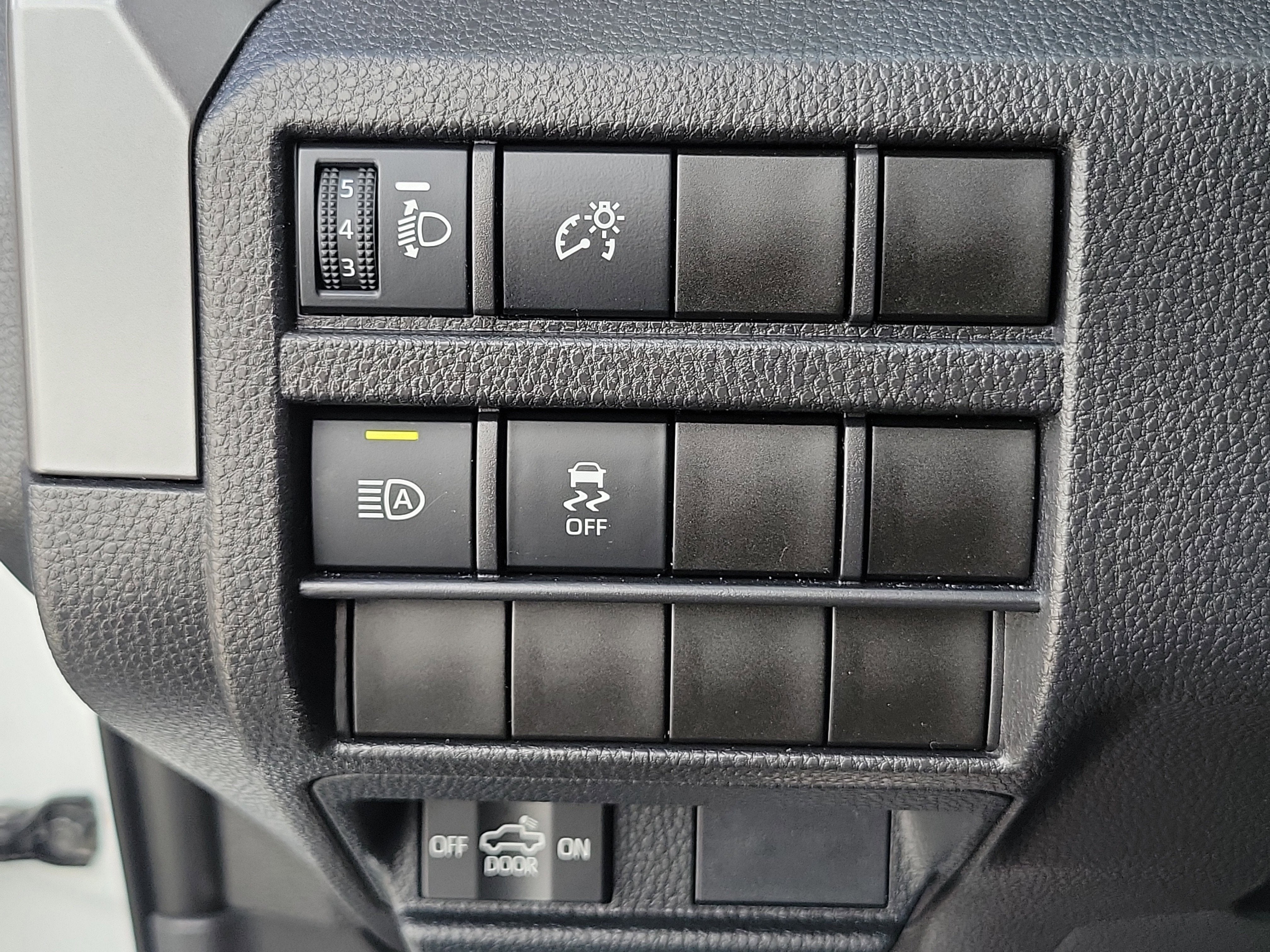 2024 Toyota Tacoma 2WD SR5