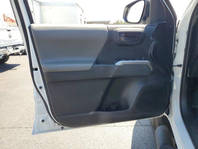 2022 Toyota Tacoma 2WD SR5