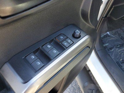 2022 Toyota Tacoma 2WD SR5