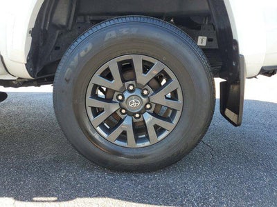 2022 Toyota Tacoma 2WD SR5