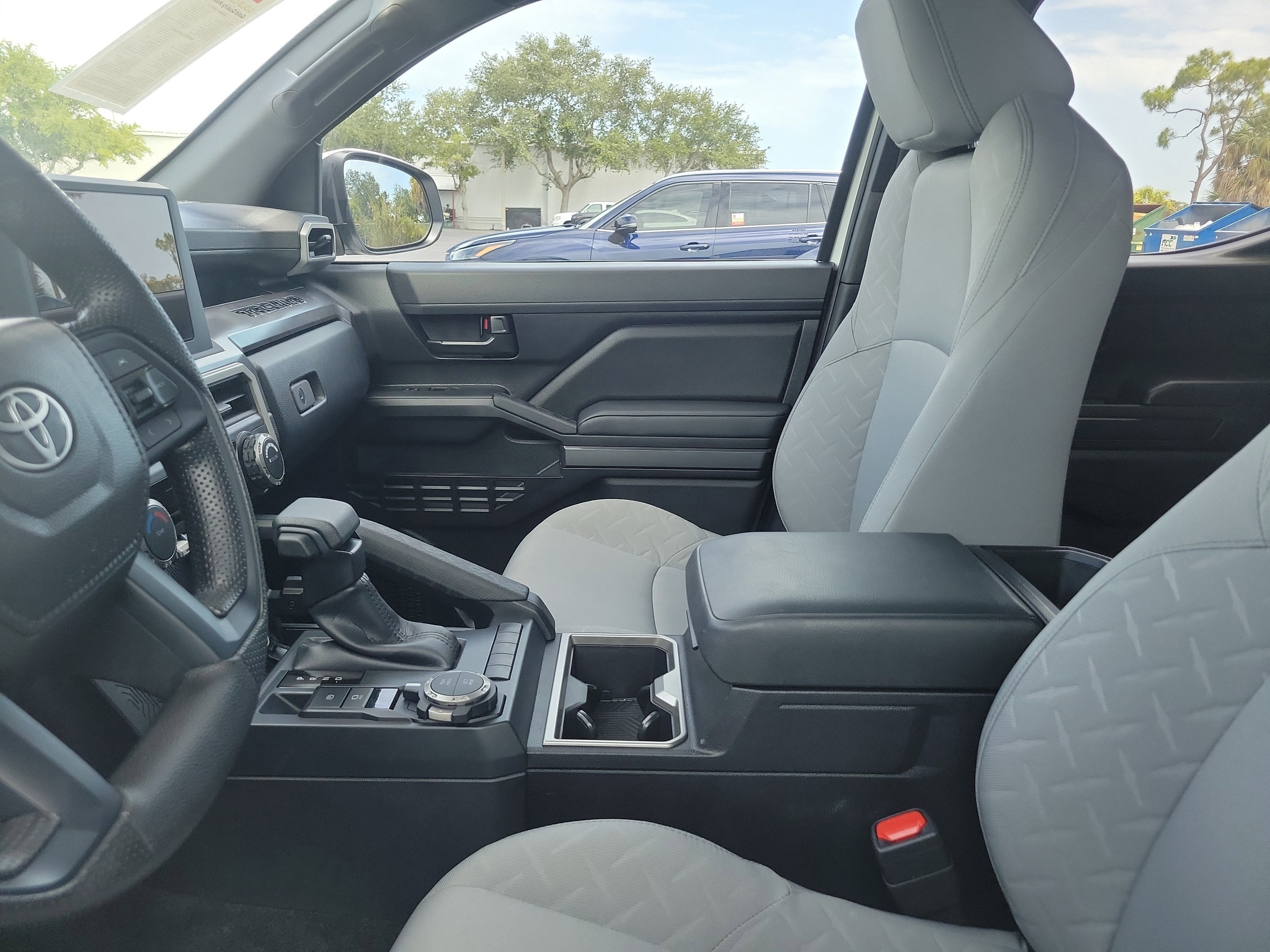 2024 Toyota Tacoma 4WD SR5