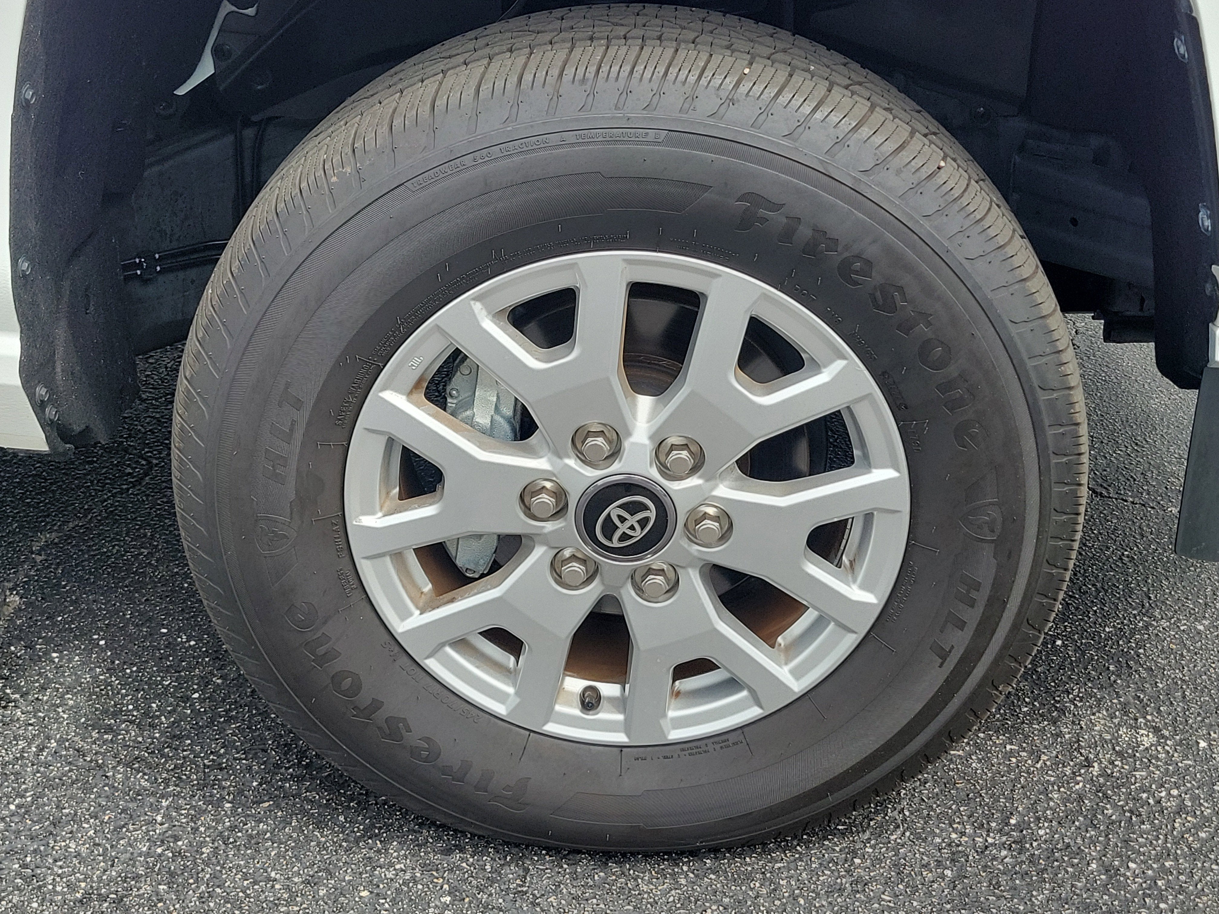 2024 Toyota Tacoma 4WD SR5