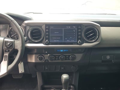 2022 Toyota Tacoma 4WD SR5