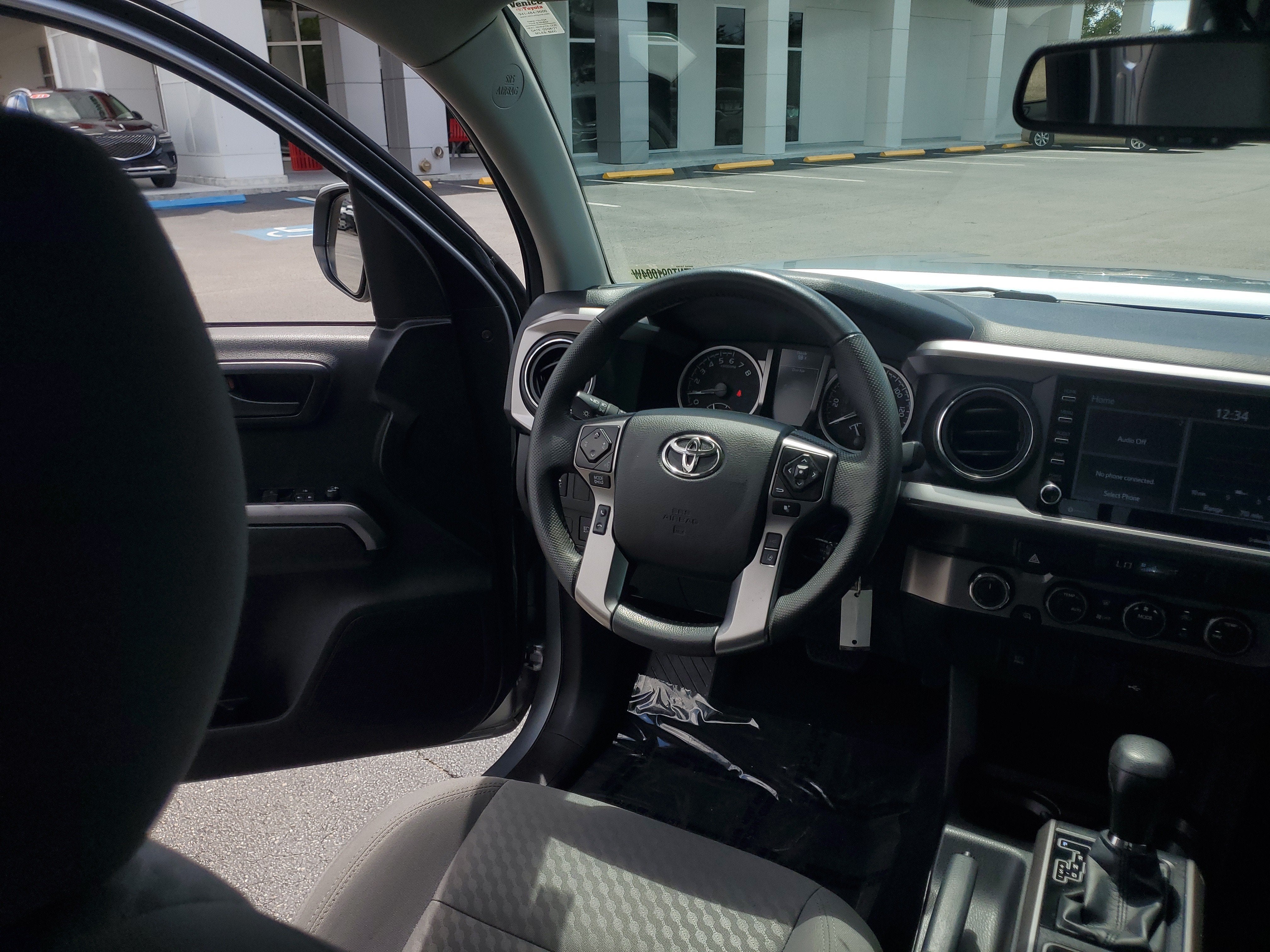 2022 Toyota Tacoma 4WD SR5