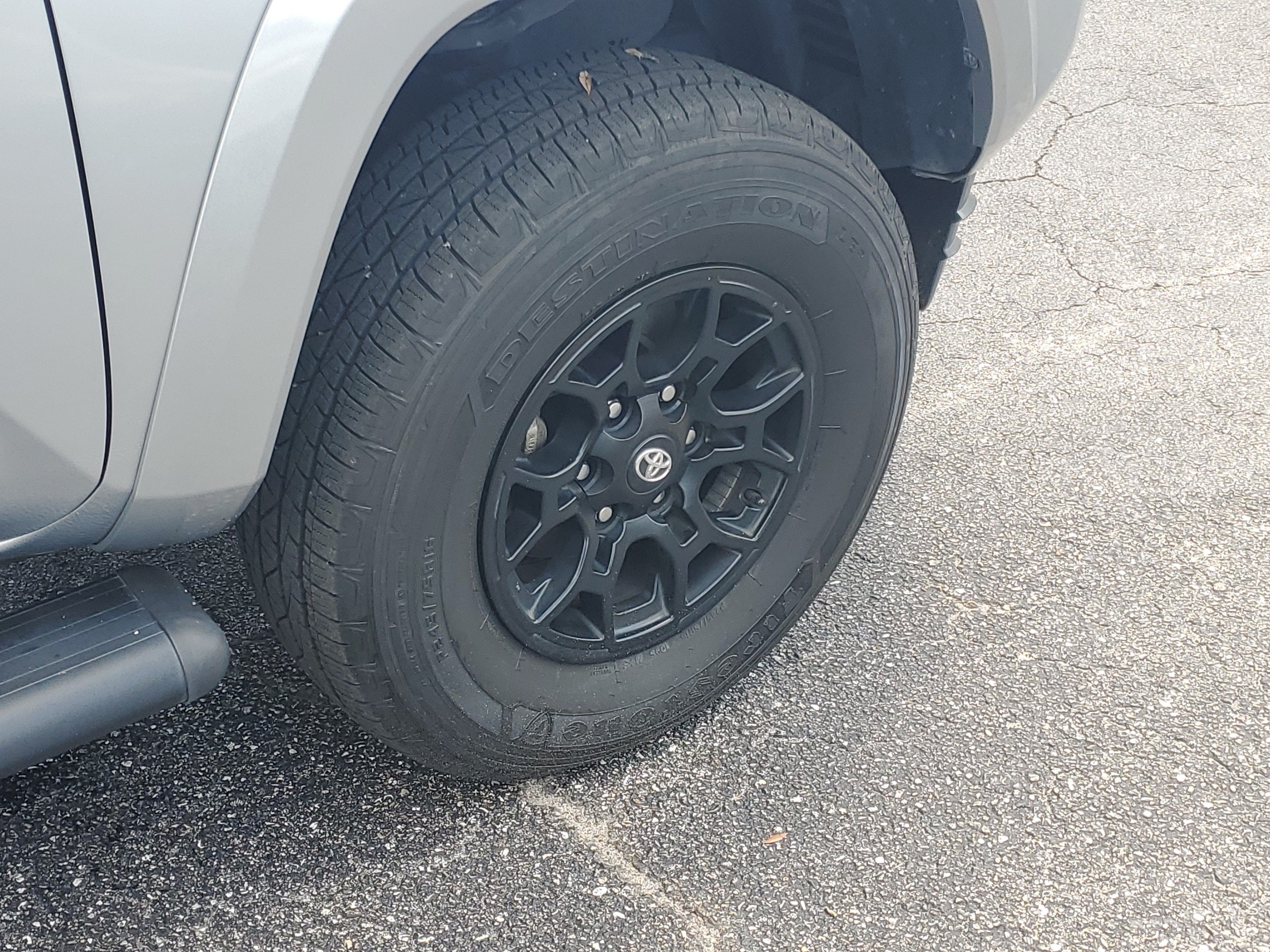 2022 Toyota Tacoma 4WD SR5