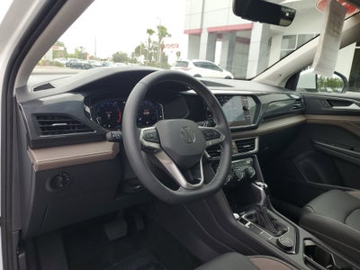 2024 Volkswagen Taos SEL