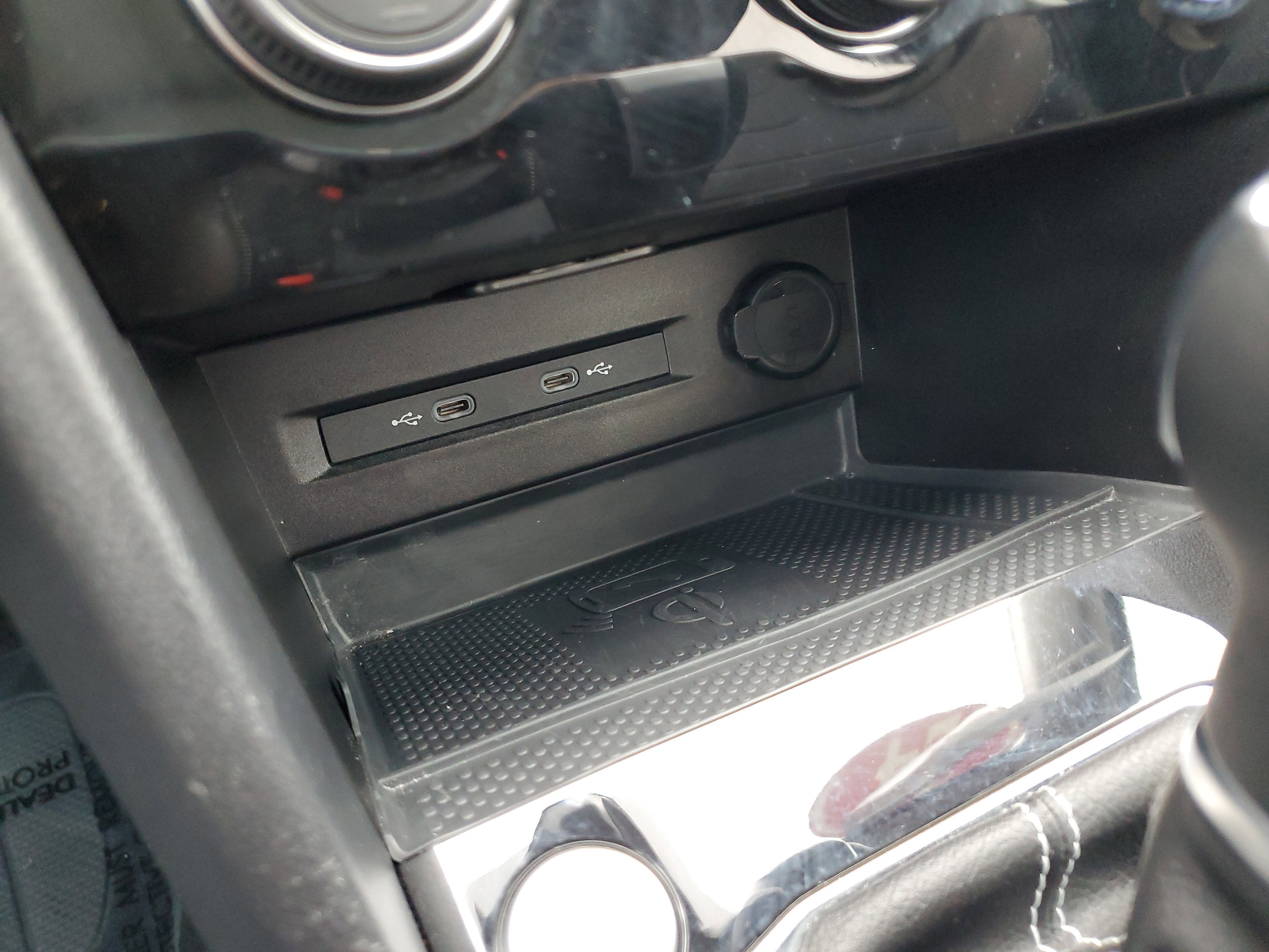 2024 Volkswagen Taos SEL