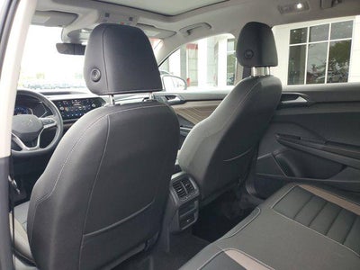 2024 Volkswagen Taos SEL