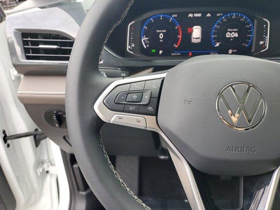 2024 Volkswagen Taos SEL