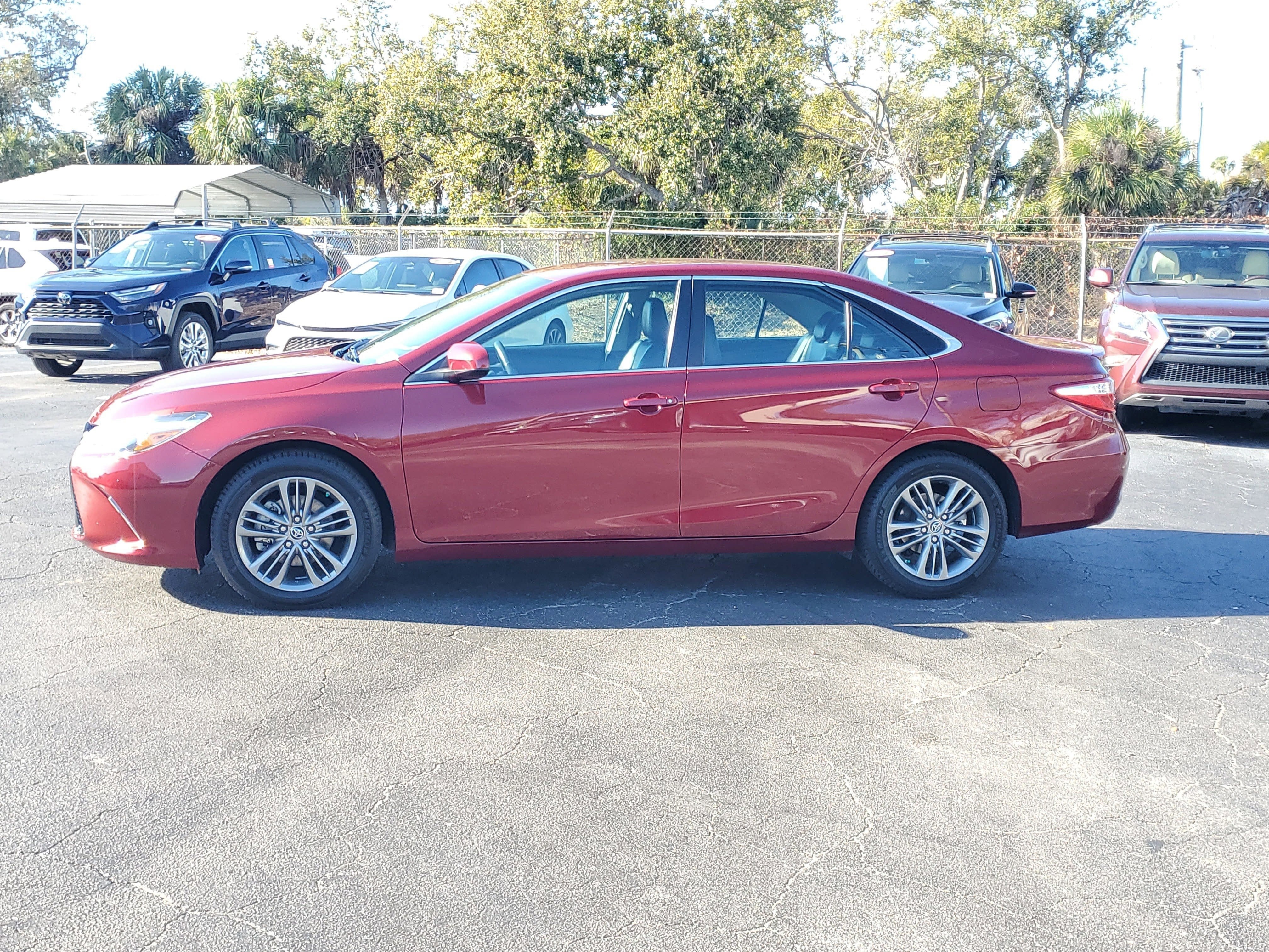 2015 Toyota Camry SE