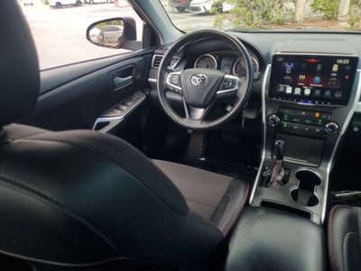 2017 Toyota Camry SE