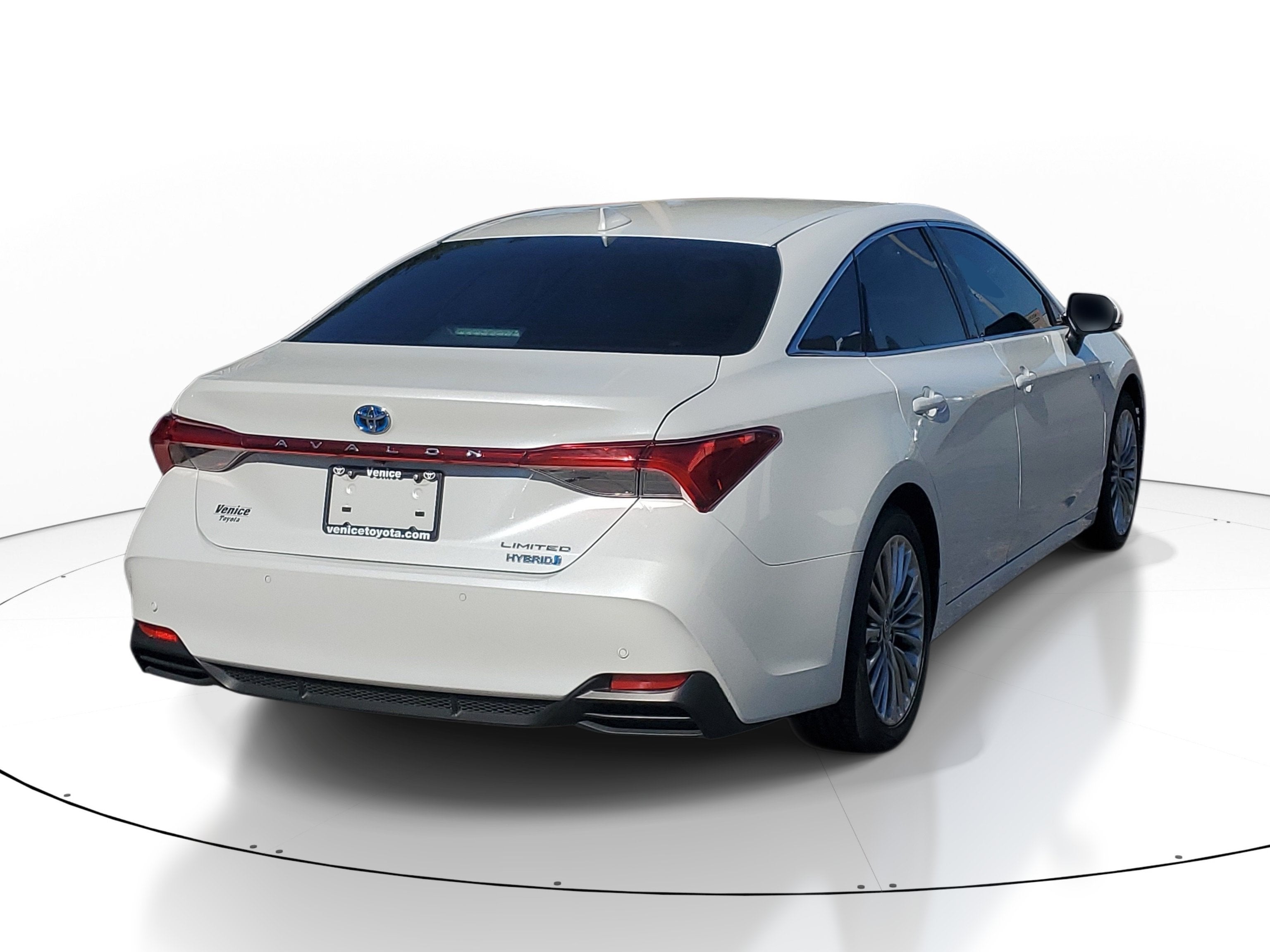 2021 Toyota Avalon Hybrid Limited