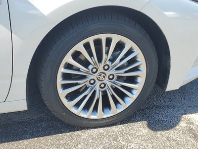 2021 Toyota Avalon Hybrid Limited
