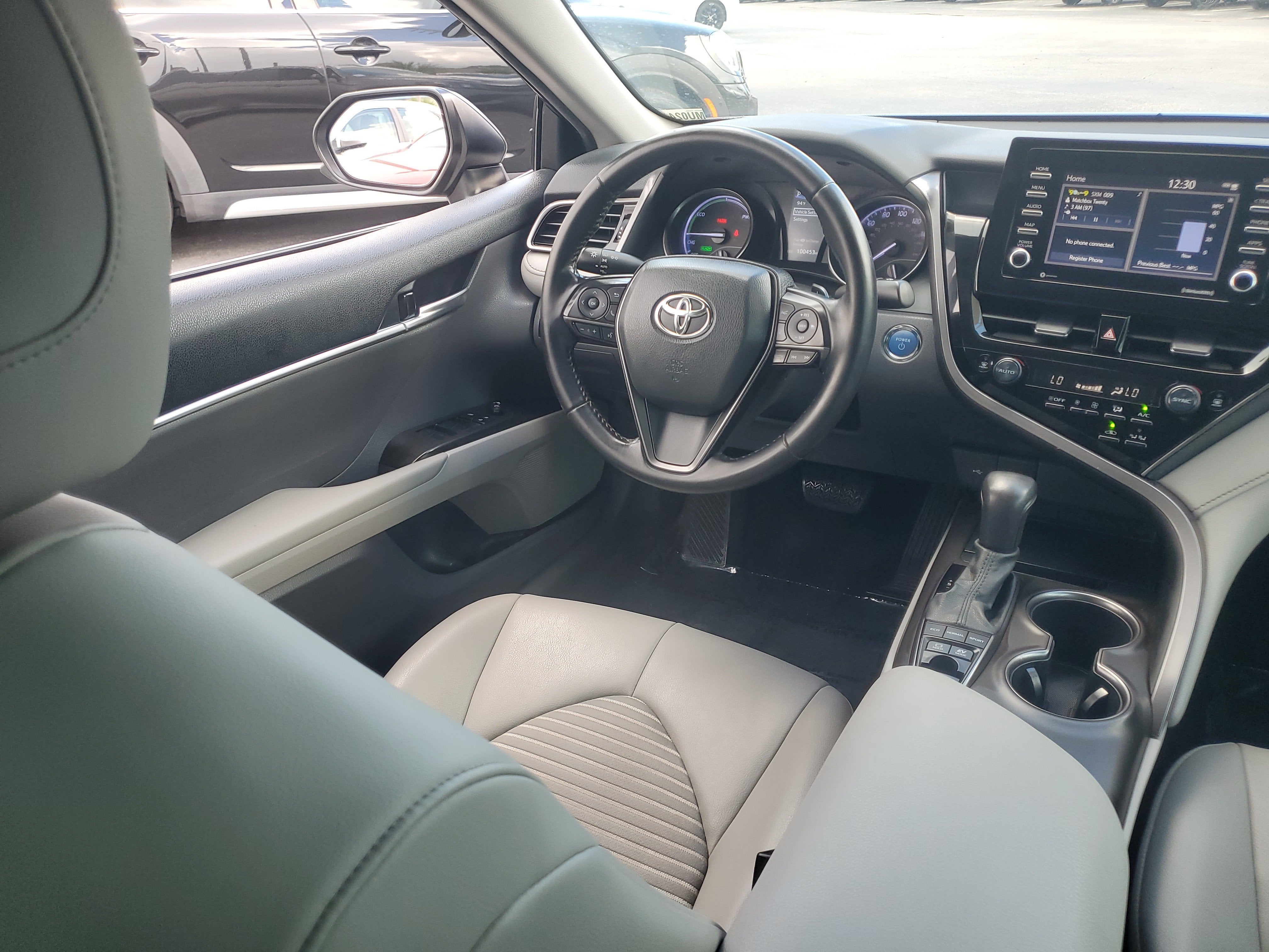 2021 Toyota Camry Hybrid SE