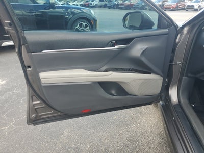 2021 Toyota Camry Hybrid SE