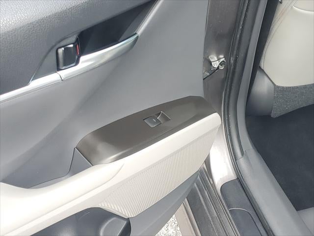 2021 Toyota Camry Hybrid SE