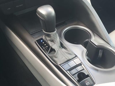2021 Toyota Camry Hybrid SE