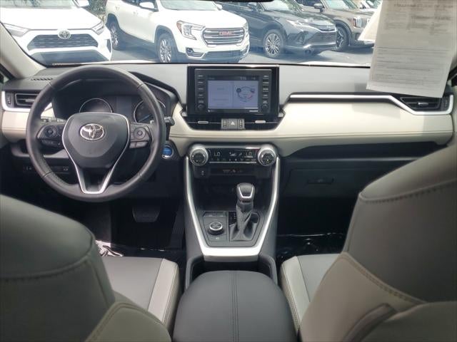 2022 Toyota RAV4 Hybrid XLE Premium