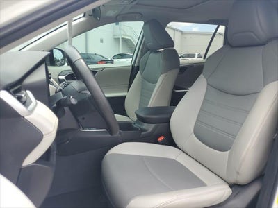 2022 Toyota RAV4 Hybrid XLE Premium
