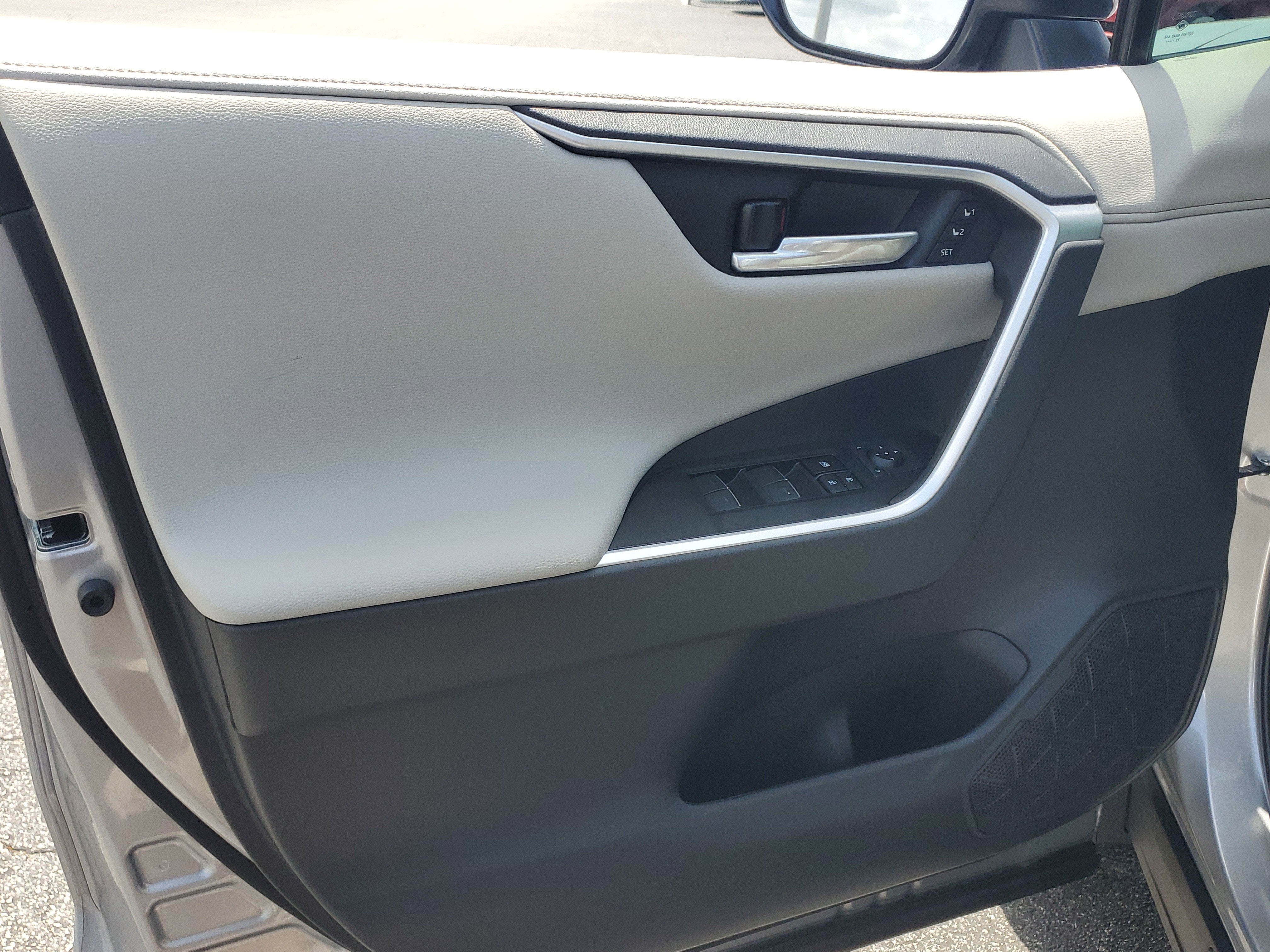 2025 Toyota RAV4 Hybrid Limited