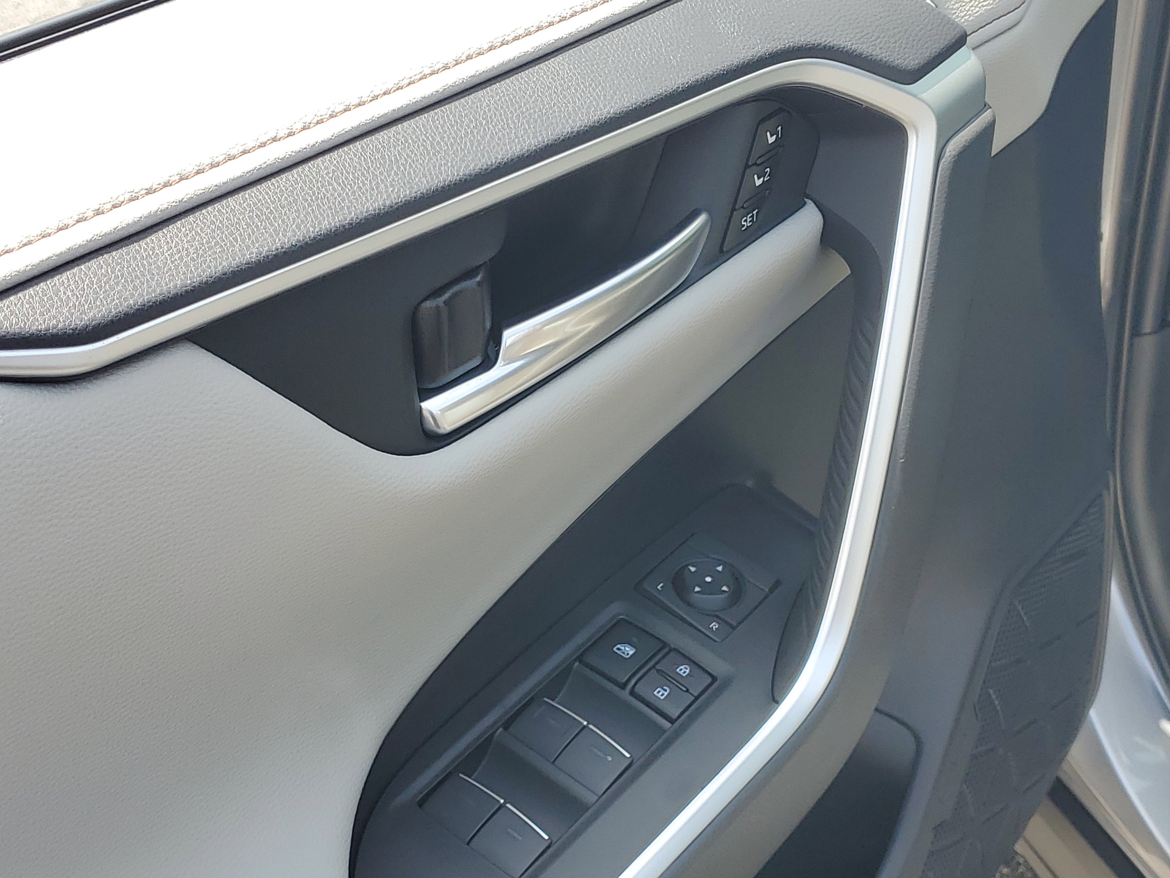2025 Toyota RAV4 Hybrid Limited