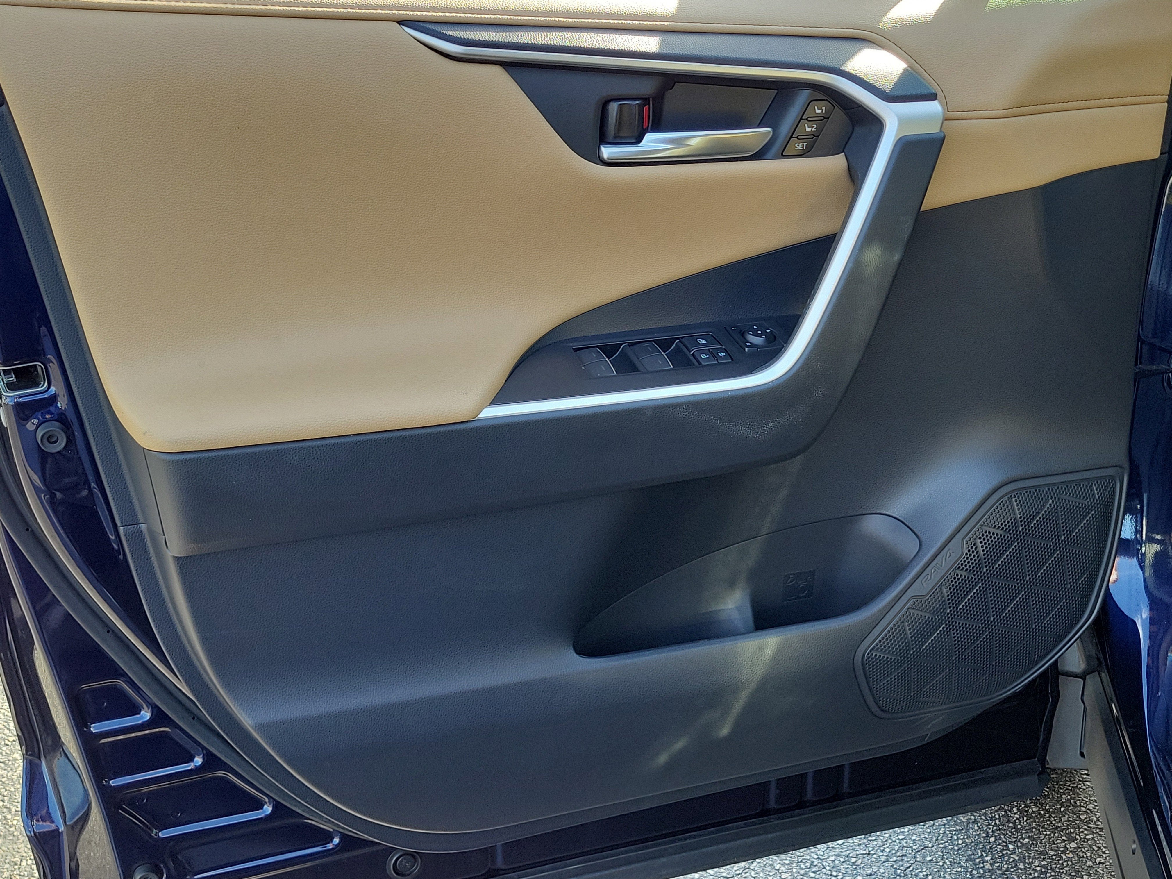 2022 Toyota RAV4 Hybrid Limited