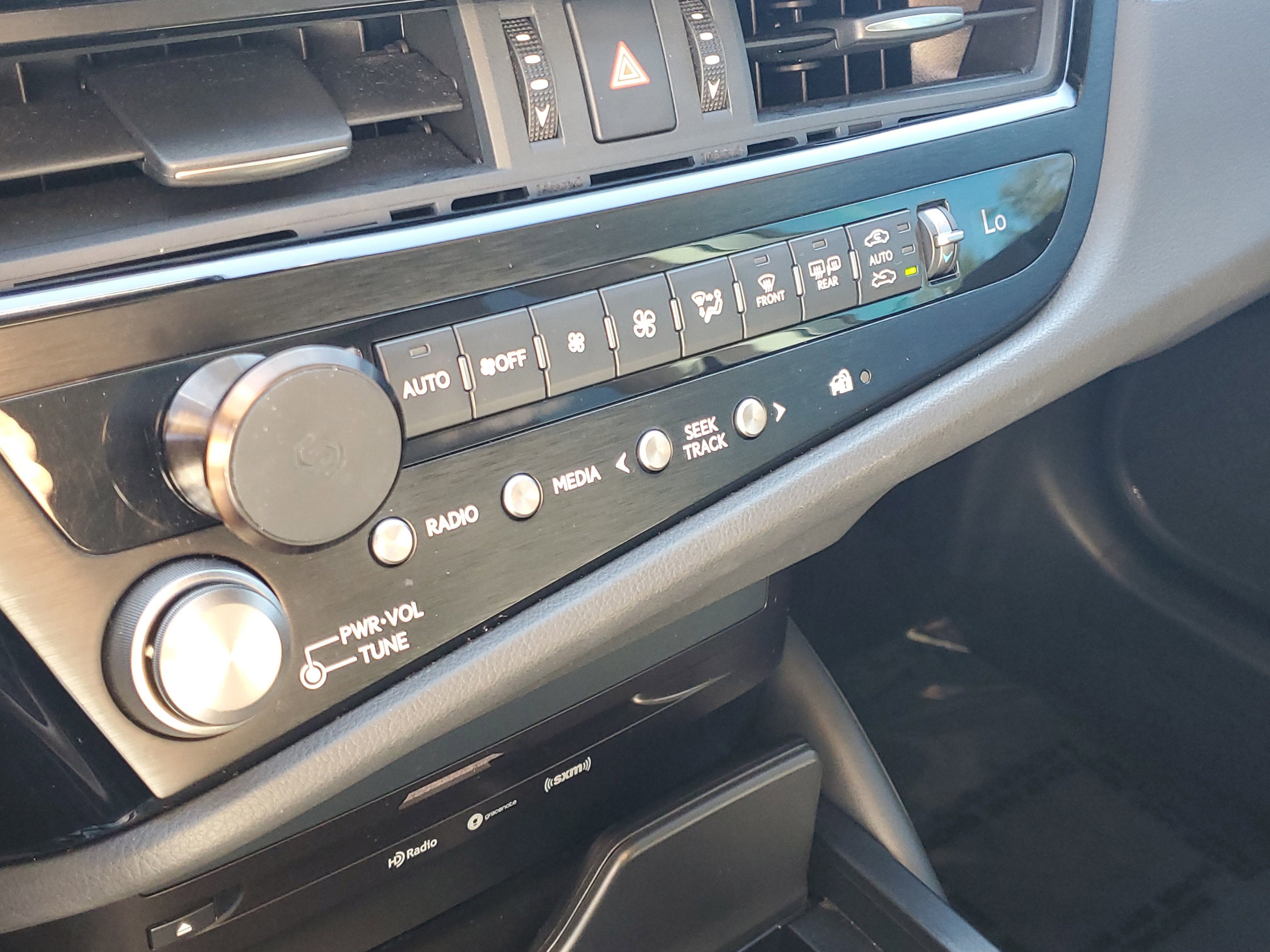 2022 Lexus ES ES 300h