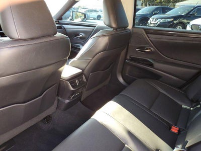 2022 Lexus ES ES 300h