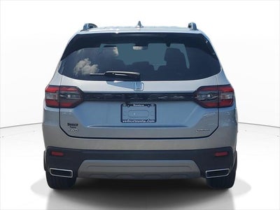 2023 Honda Pilot Touring