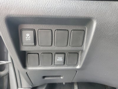 2018 Nissan Pathfinder SV