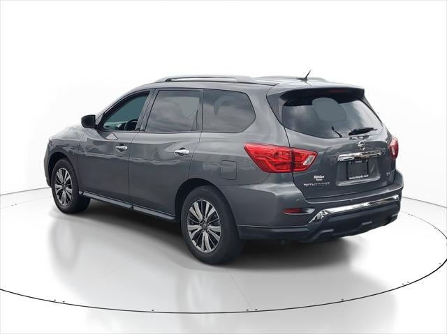 2018 Nissan Pathfinder SV