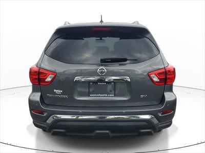 2018 Nissan Pathfinder SV