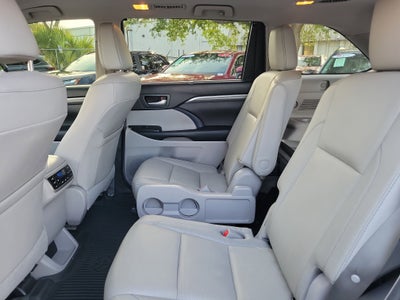 2018 Toyota Highlander Limited Platinum