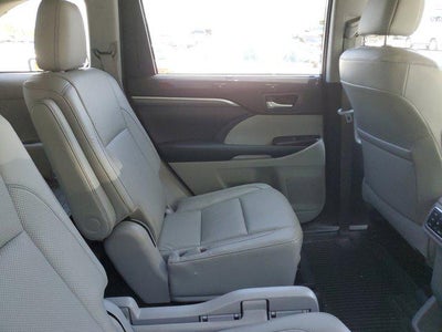 2018 Toyota Highlander Limited Platinum