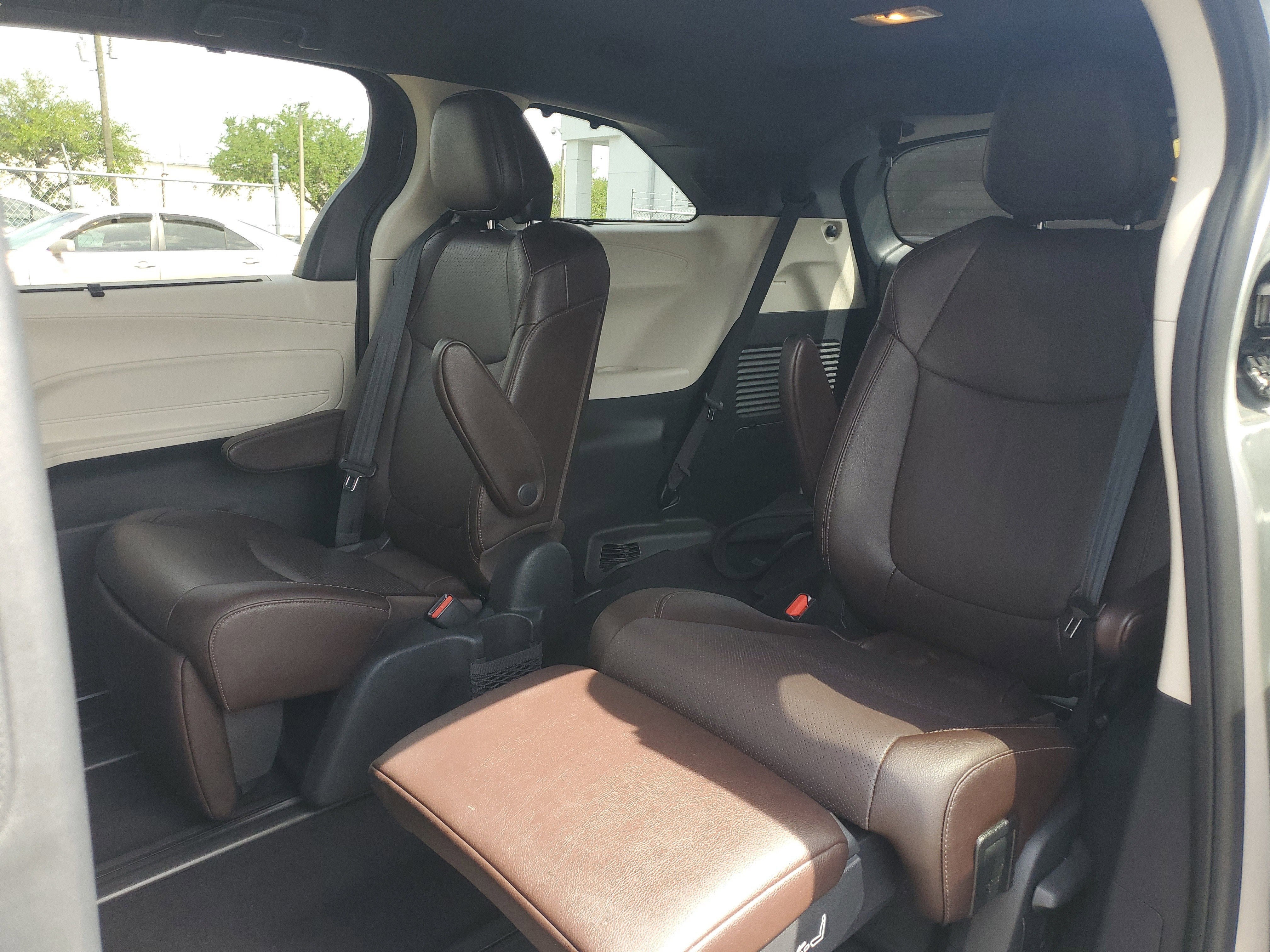 2021 Toyota Sienna Platinum