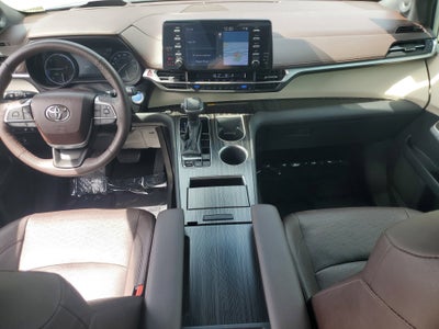 2021 Toyota Sienna Platinum