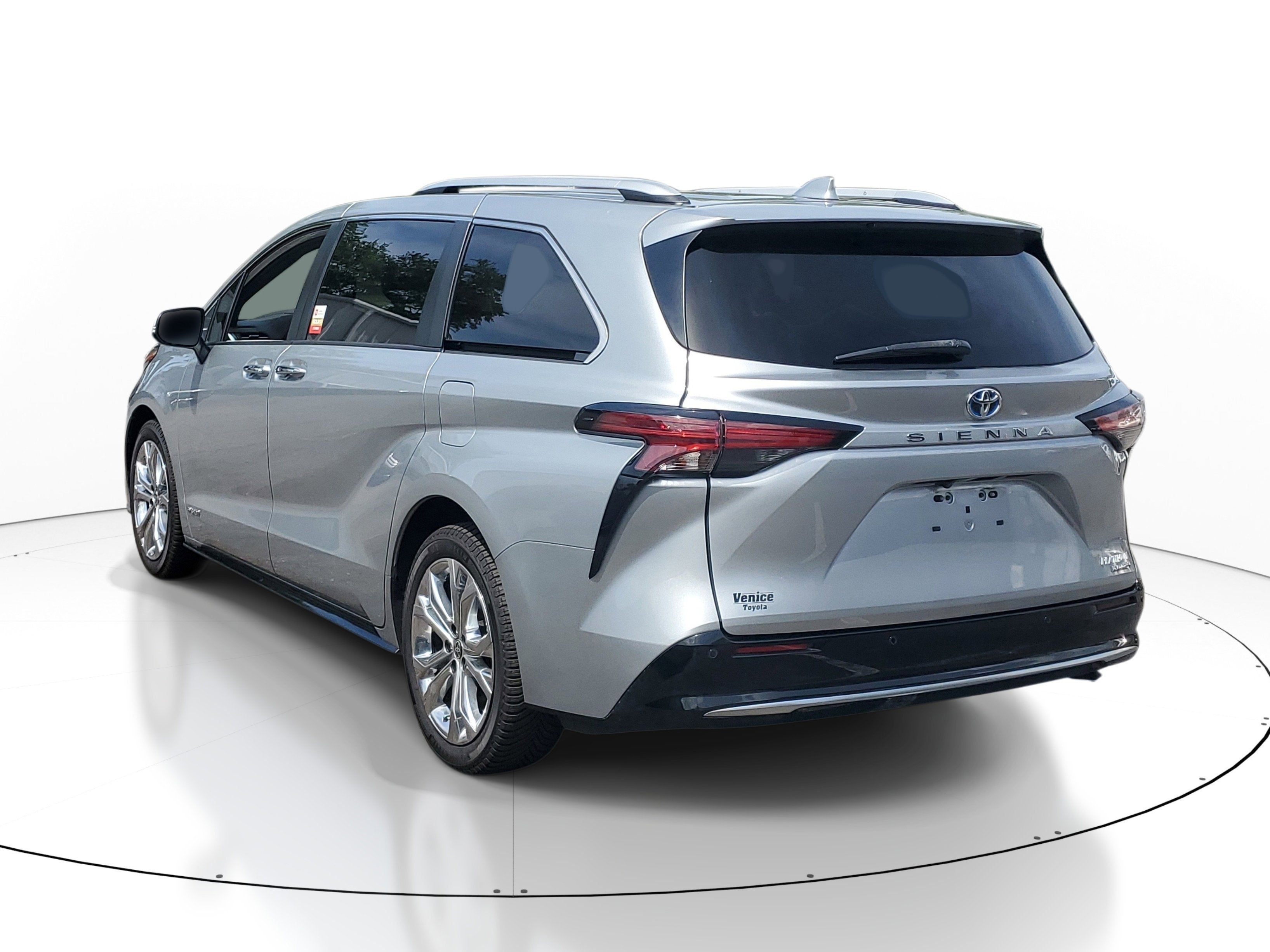 2021 Toyota Sienna Platinum
