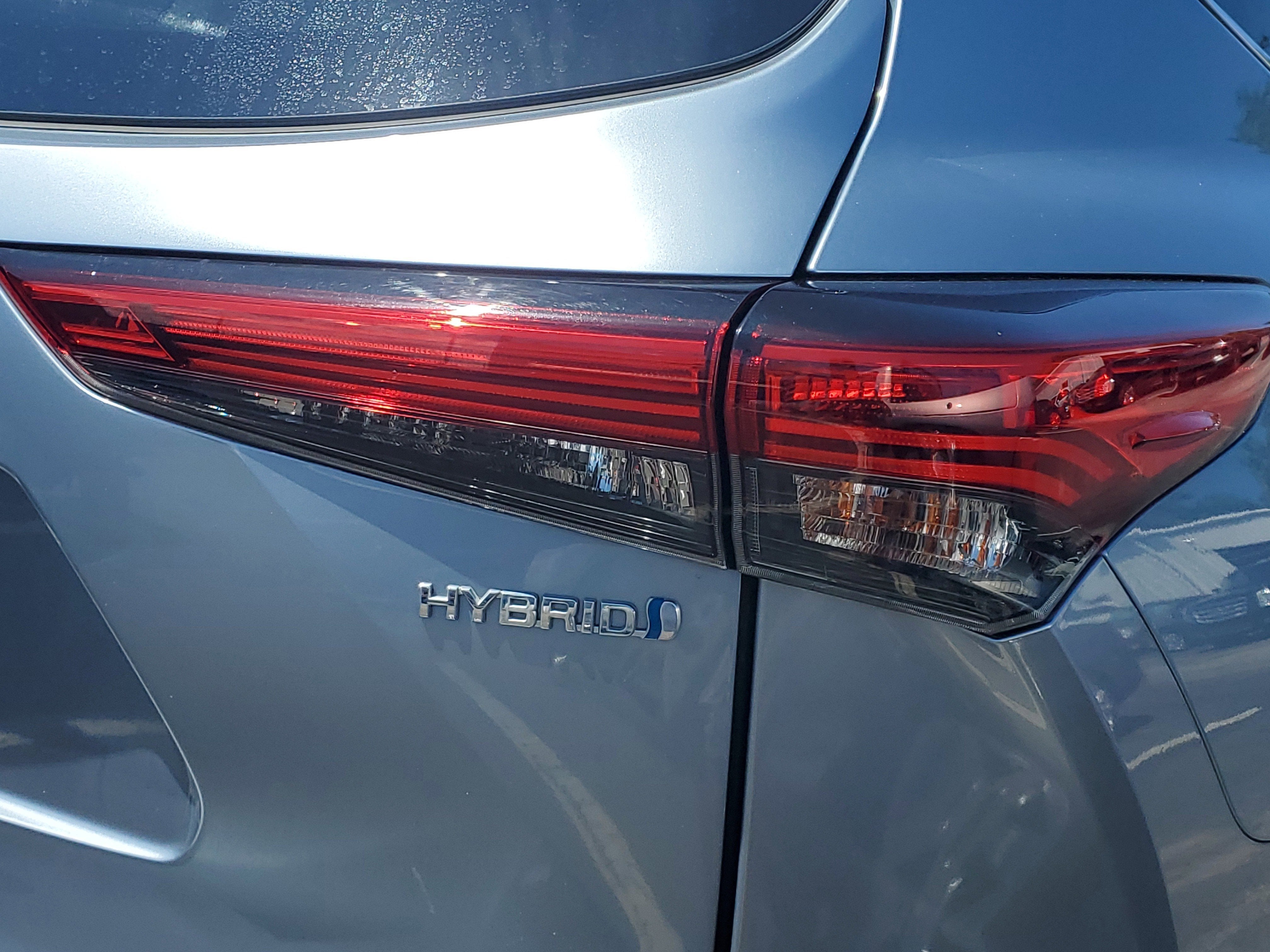 2021 Toyota Highlander Hybrid XLE