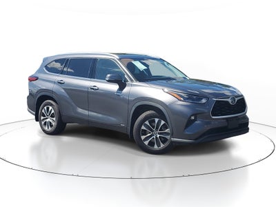 2021 Toyota Highlander Hybrid XLE