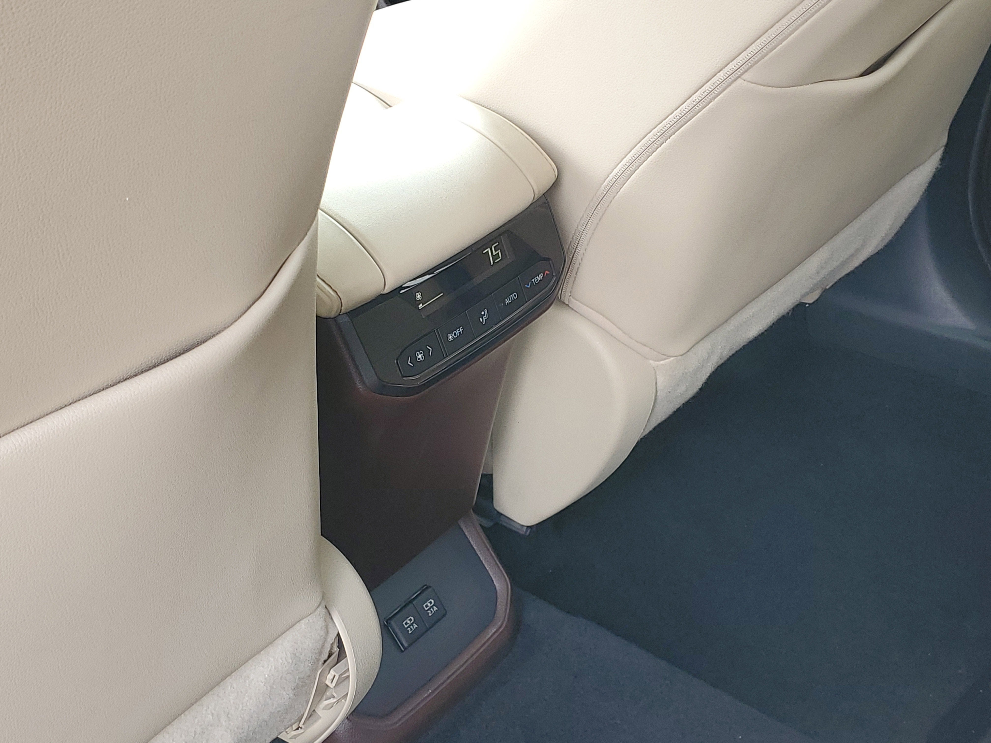 2020 Toyota Highlander Hybrid XLE
