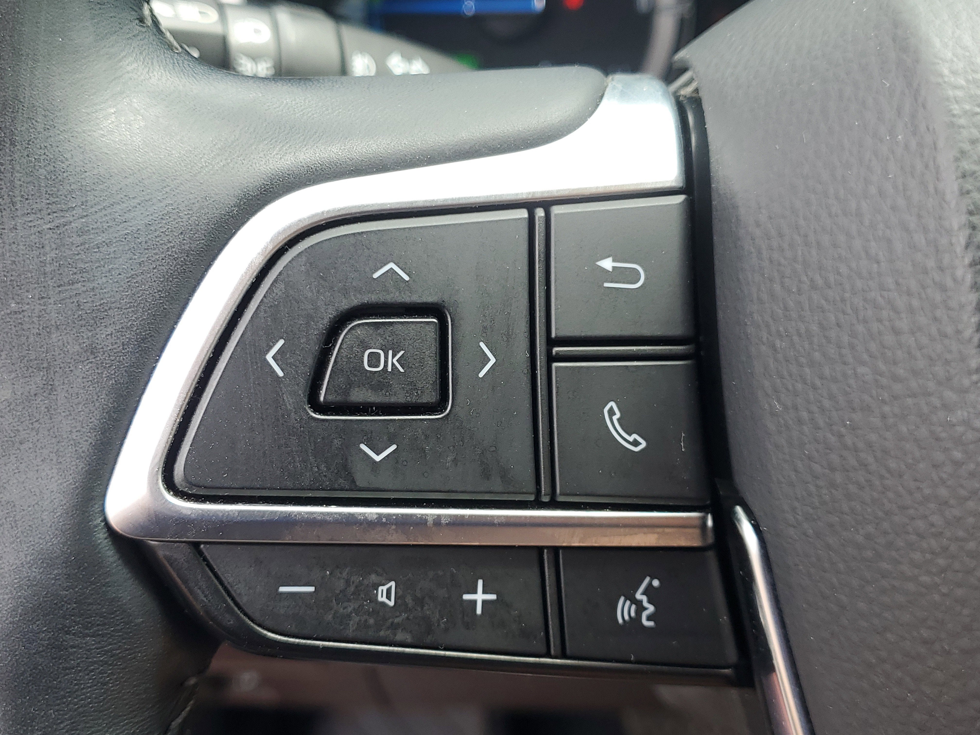 2020 Toyota Highlander Hybrid XLE