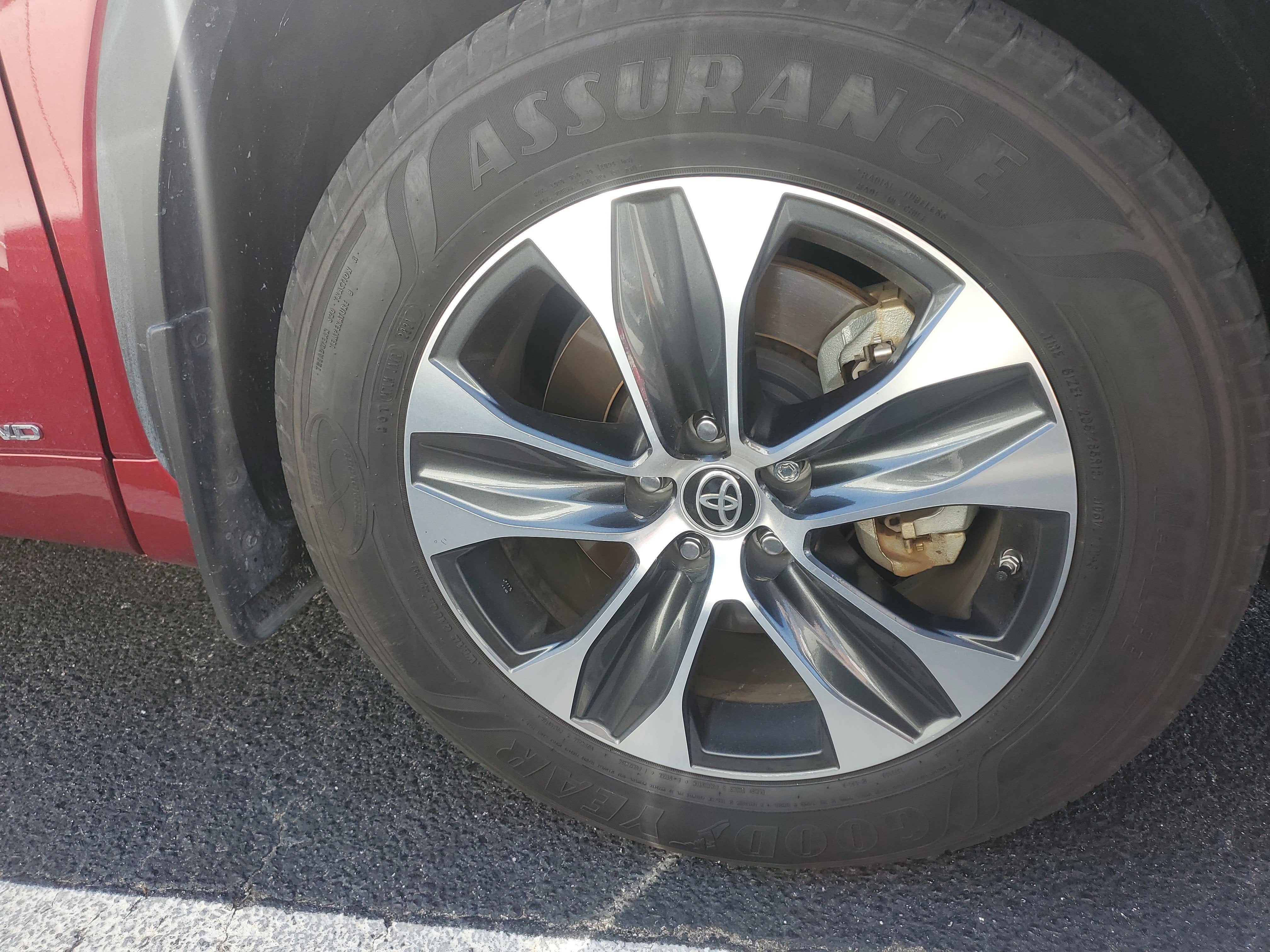 2020 Toyota Highlander Hybrid XLE